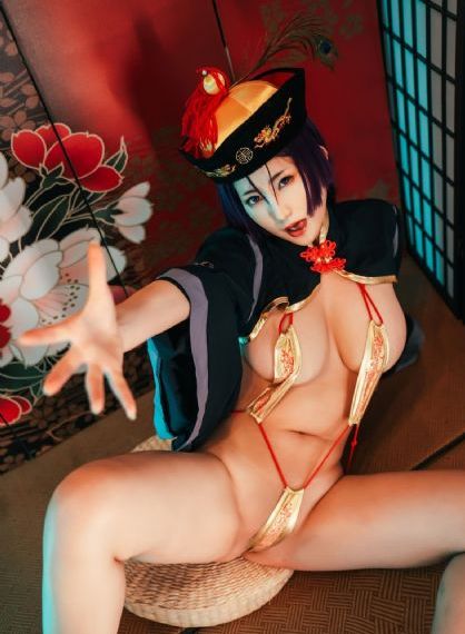 被三个老头吃奶到高潮视频_HD完整视频观看